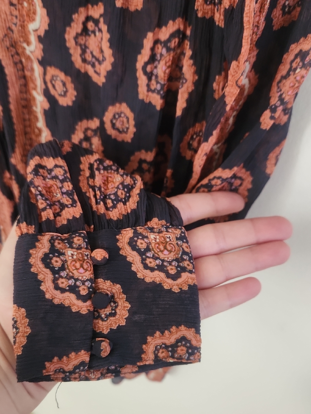 Paige Caraway Periscope & Dhalia 100% Silk Print Blouse Medium - Picture 6 of 9